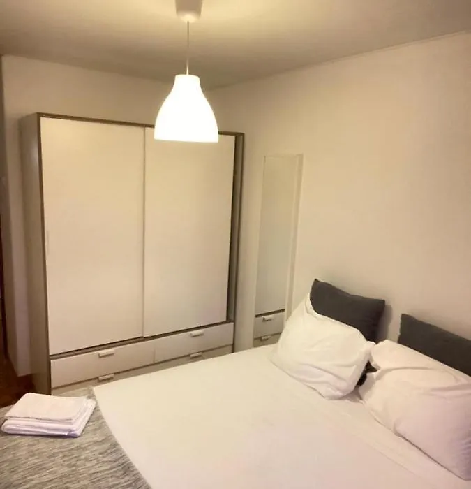 Duplex Próximo do Aeroporto Lisboa-1